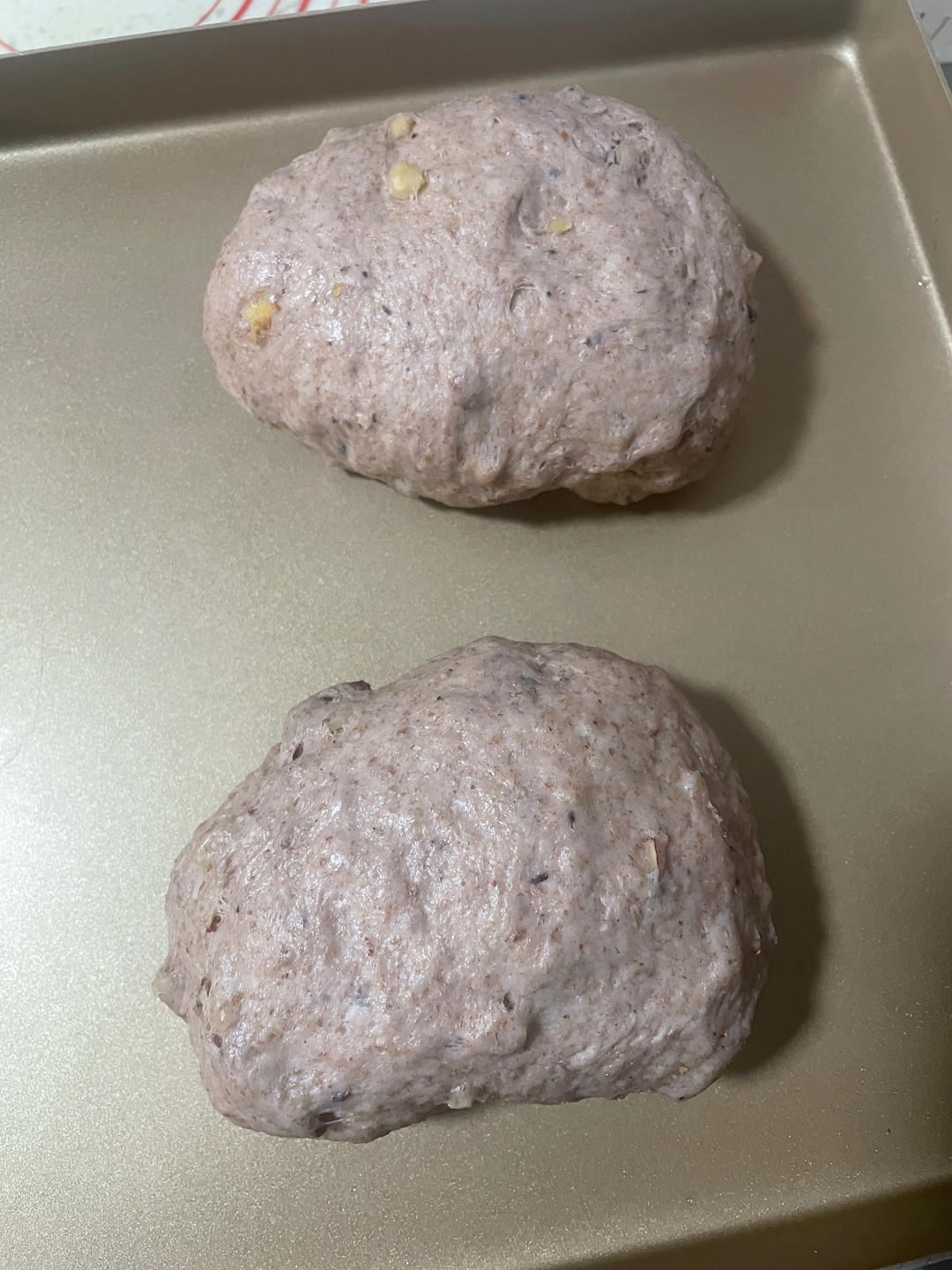 全麦蔓越莓核桃软欧包