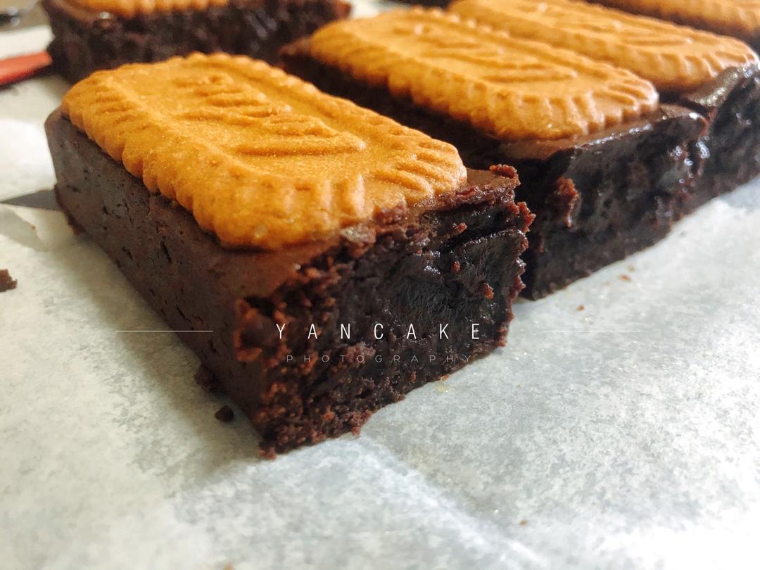 超浓厚软糖质地的布朗尼 - Fudgy Brownies (减糖版)