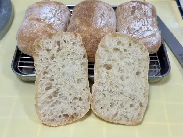 恰巴塔面包  Ciabatta