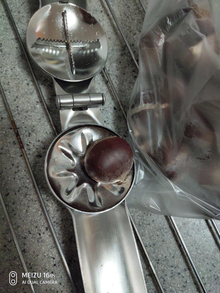 烤箱版烤板栗 比路边糖炒板栗还好吃