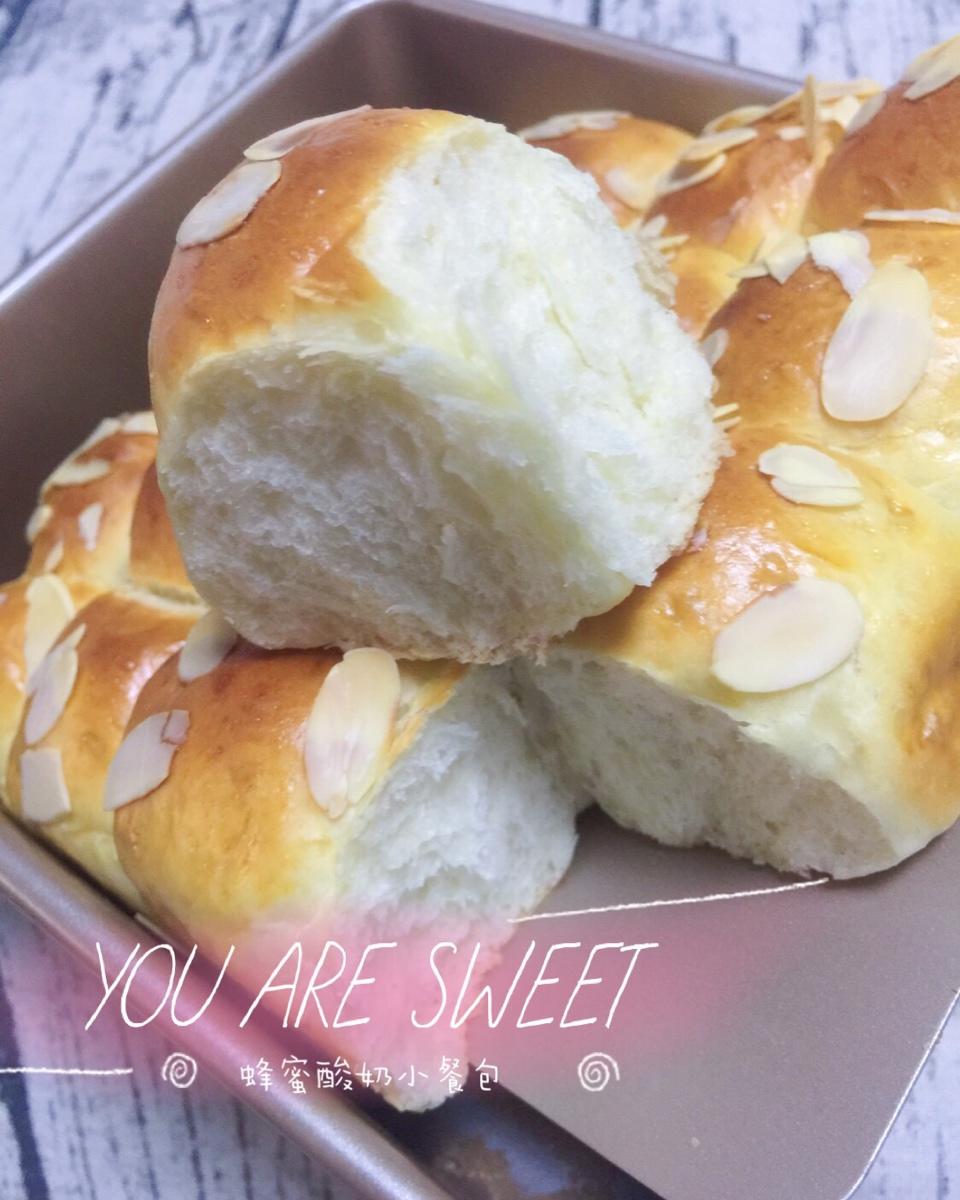 蜂蜜酸奶小餐包