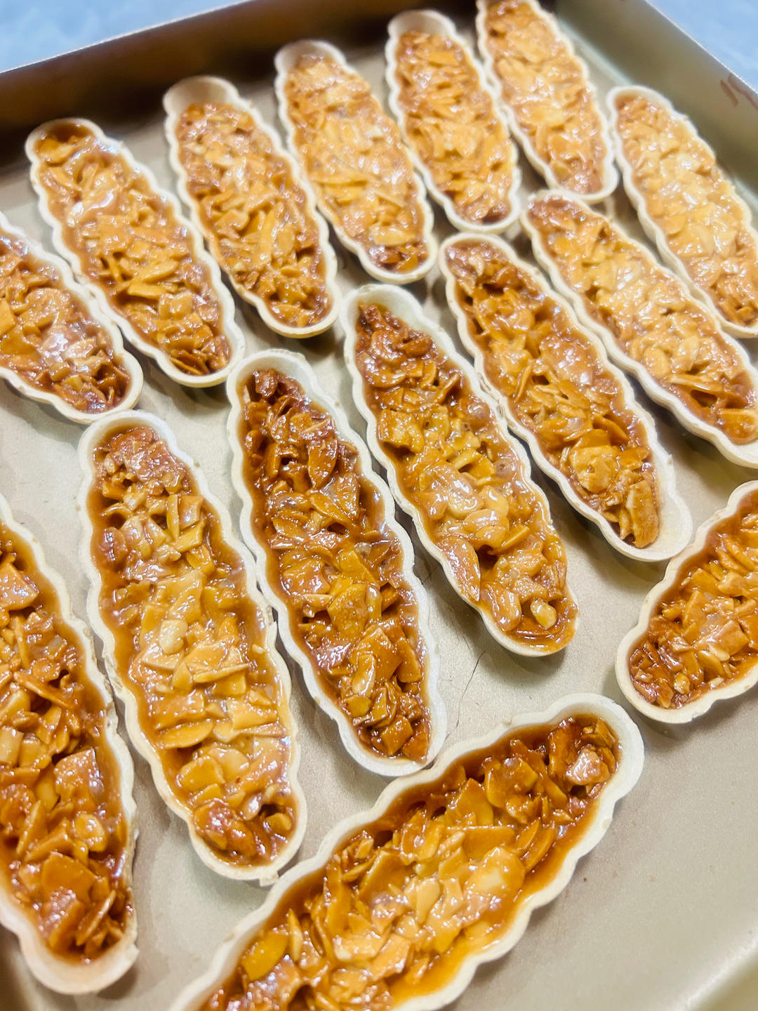 焦香酥脆糯米船