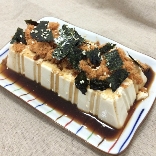 日式肉松海苔拌豆腐