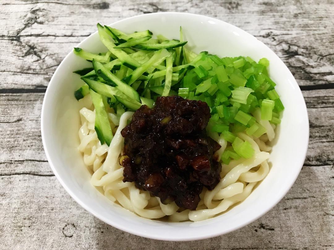 家乡味道，爸爸的炸酱面