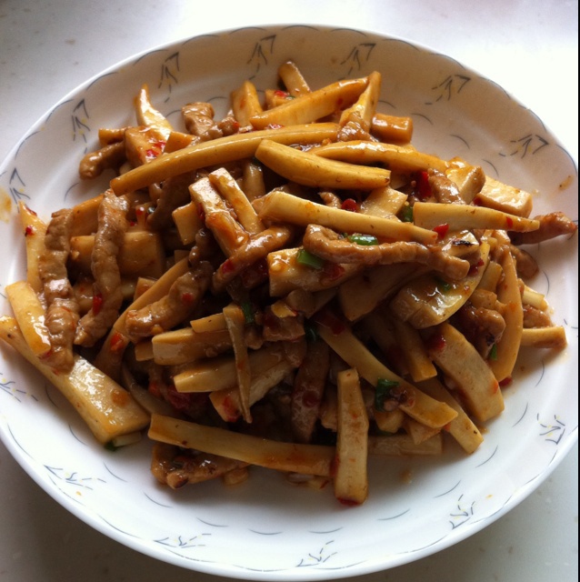 杏鲍菇炒肉丝