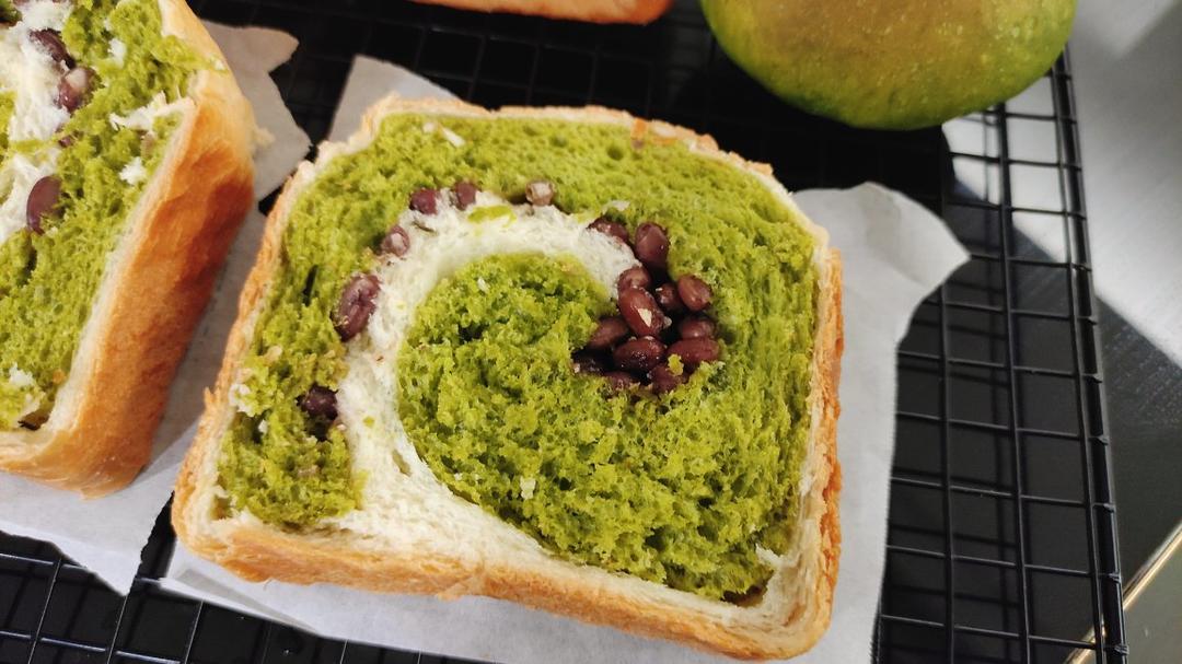 蜜豆抹茶双色吐司（波兰种）