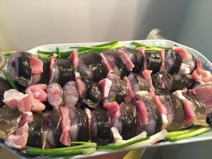 清蒸鳗鱼咸肉的做法 步骤3