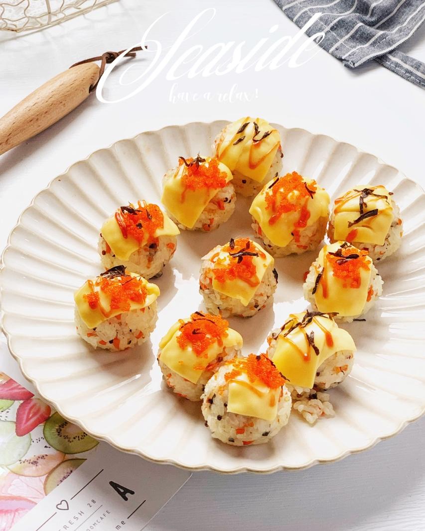 做的芝士什锦烤饭团  每日早餐day350天 鱼籽芝士饭团南瓜红枣米糊 赞