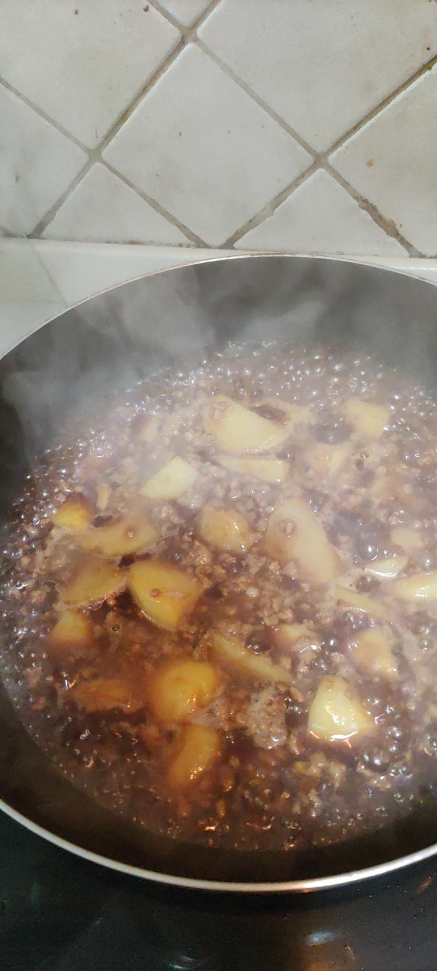 超级下饭的肉沫炒土豆！