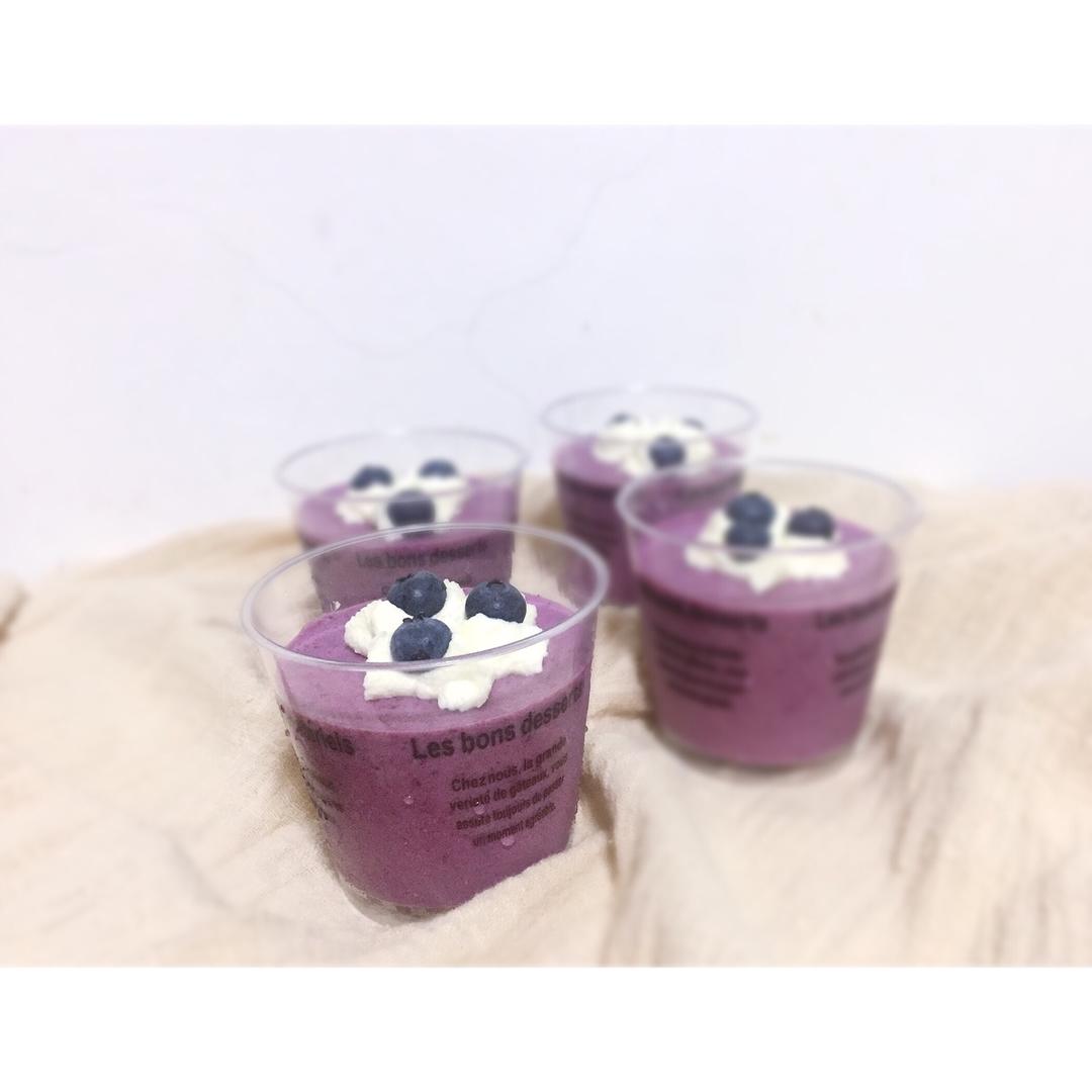 《Tinrry下午茶》教你做蓝莓益力多慕斯