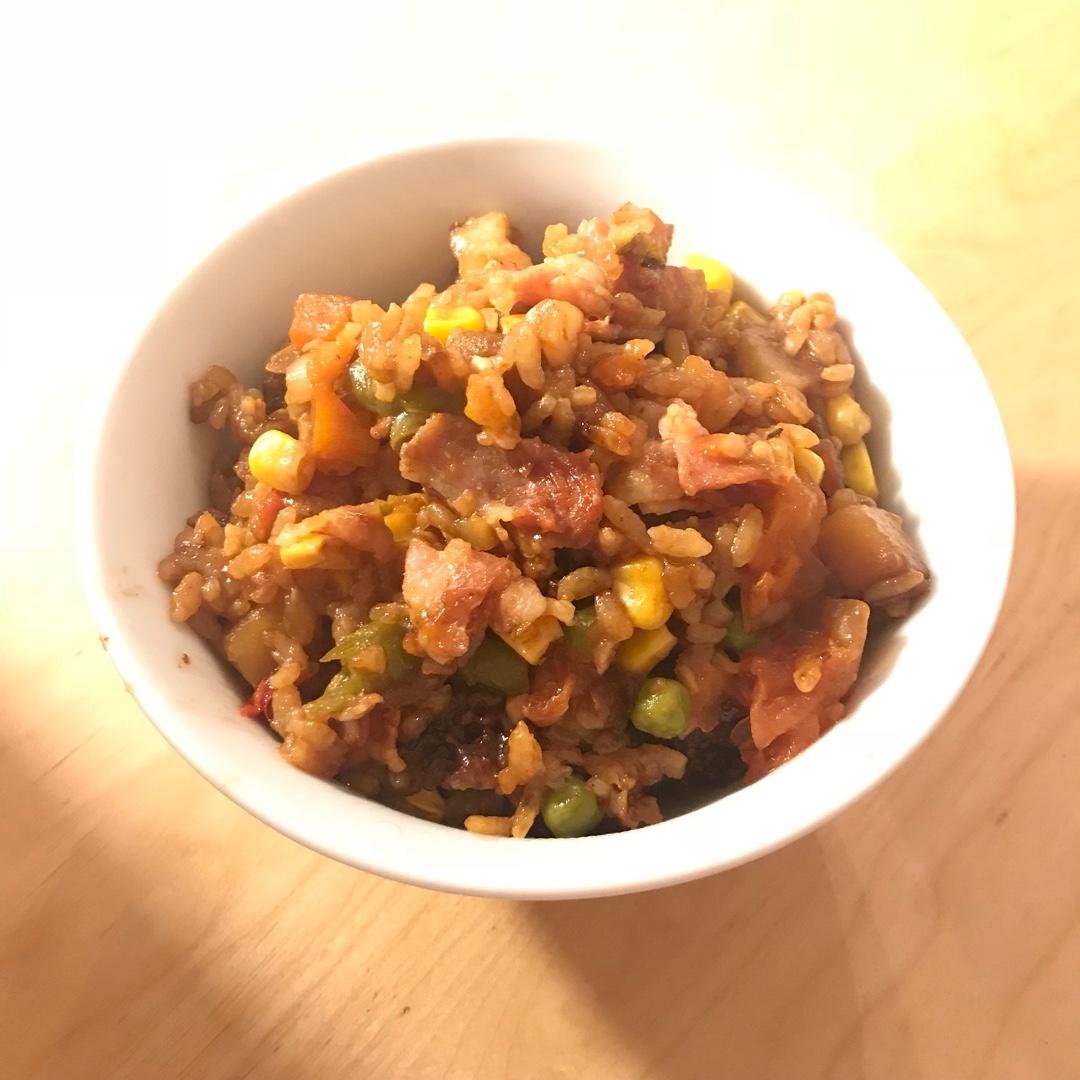 土豆焖饭（电饭锅版）