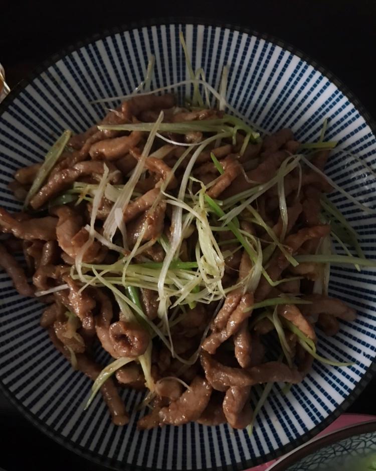 沙茶酱炒里脊肉