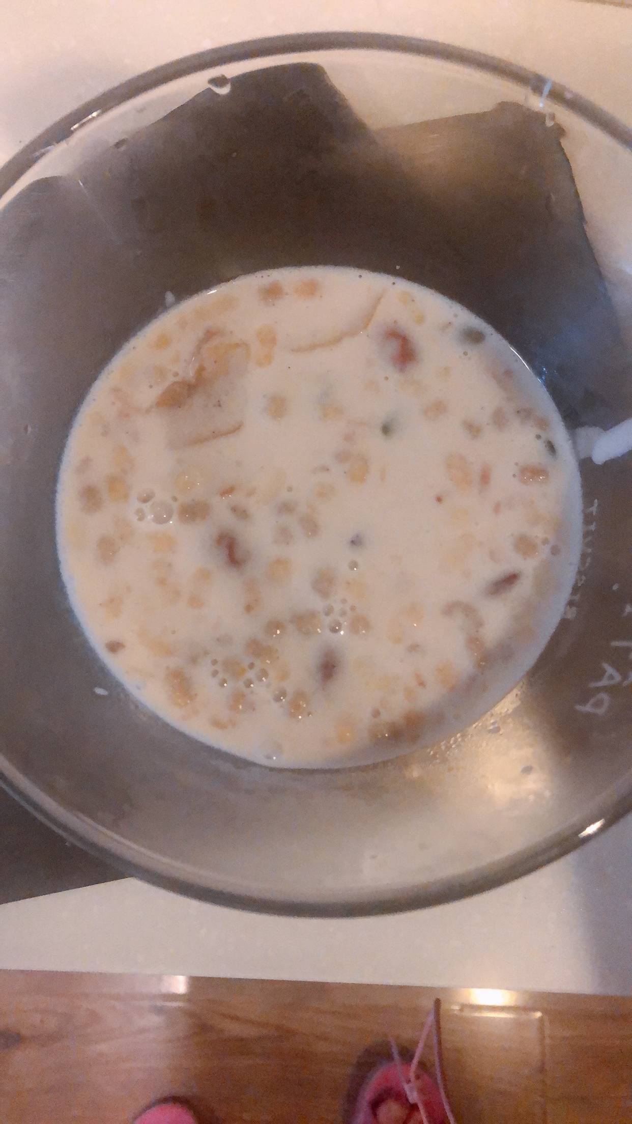 红豆薏米牛奶麦片粥