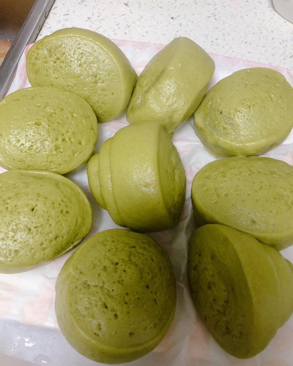 菠菜牛奶馒头