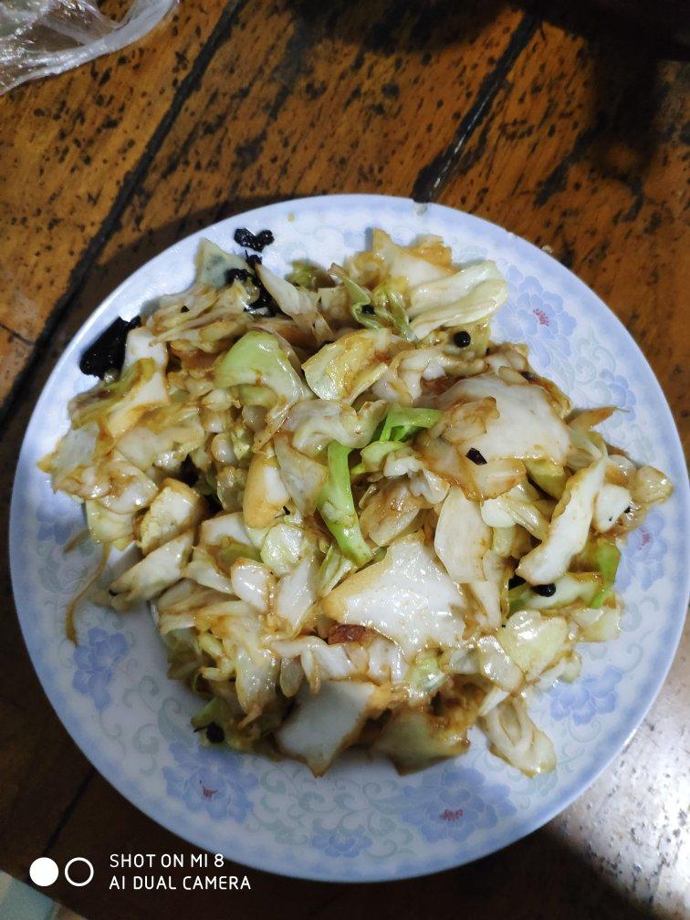厨师长教你：“手撕包菜”的家常做法,简单又不失美味