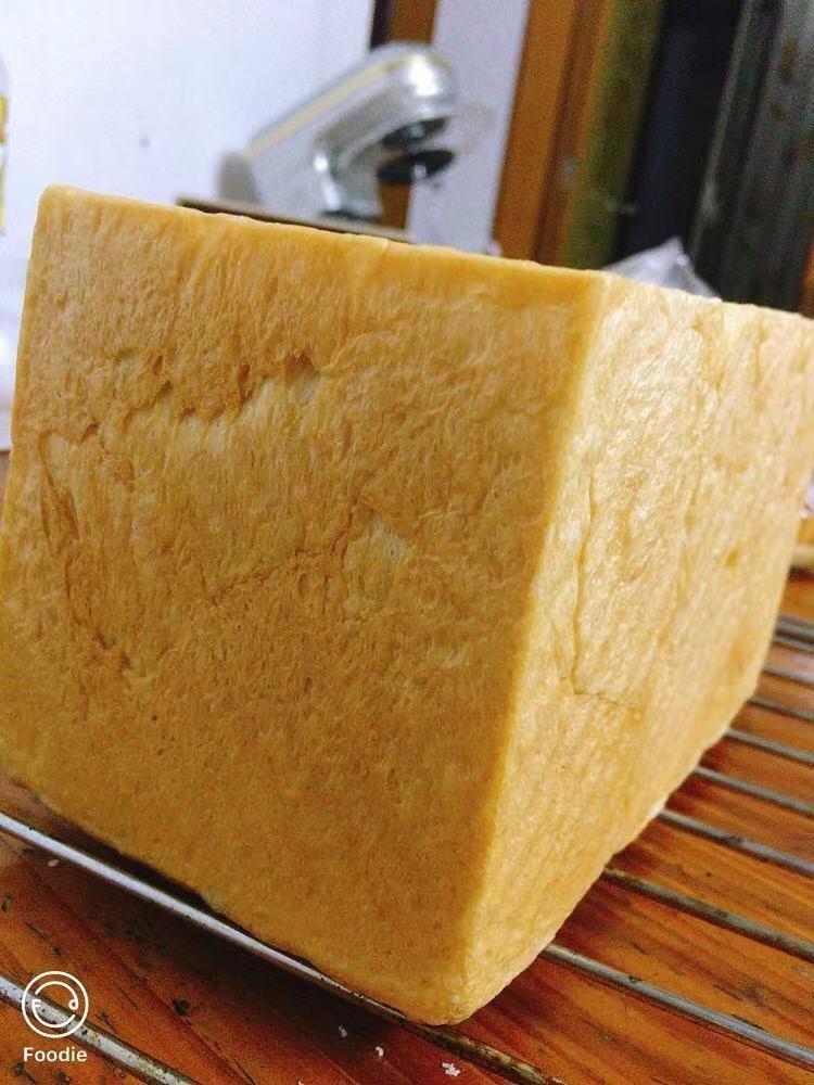 🍞消耗淡奶油吐司｜无黄油｜软绵绵｜奶香浓郁