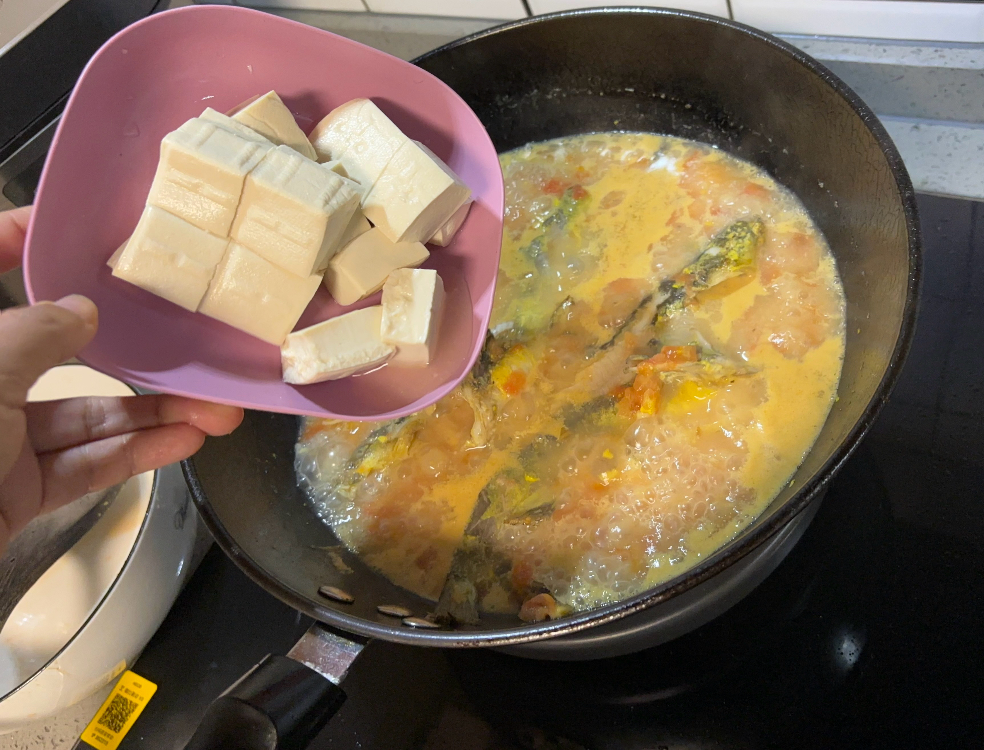 西红柿嫩豆腐黄鸭叫鲜汤的做法 步骤9