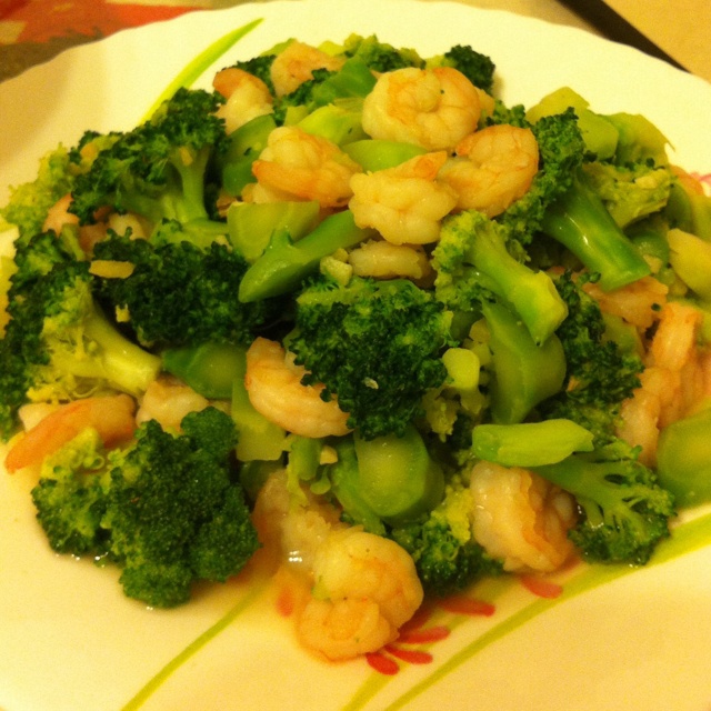 妍美布拉吉做的西兰花炒虾球