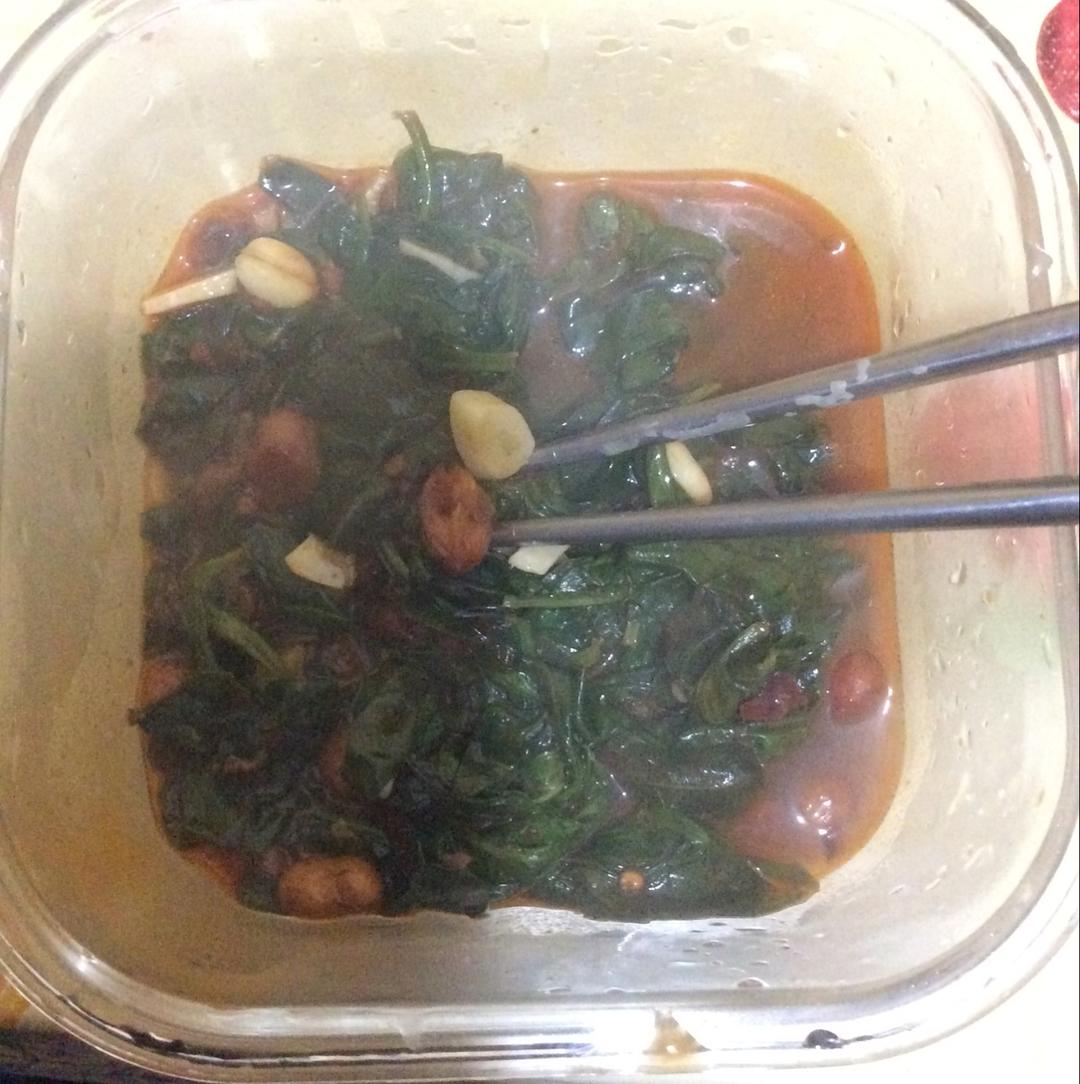 果仁菠菜