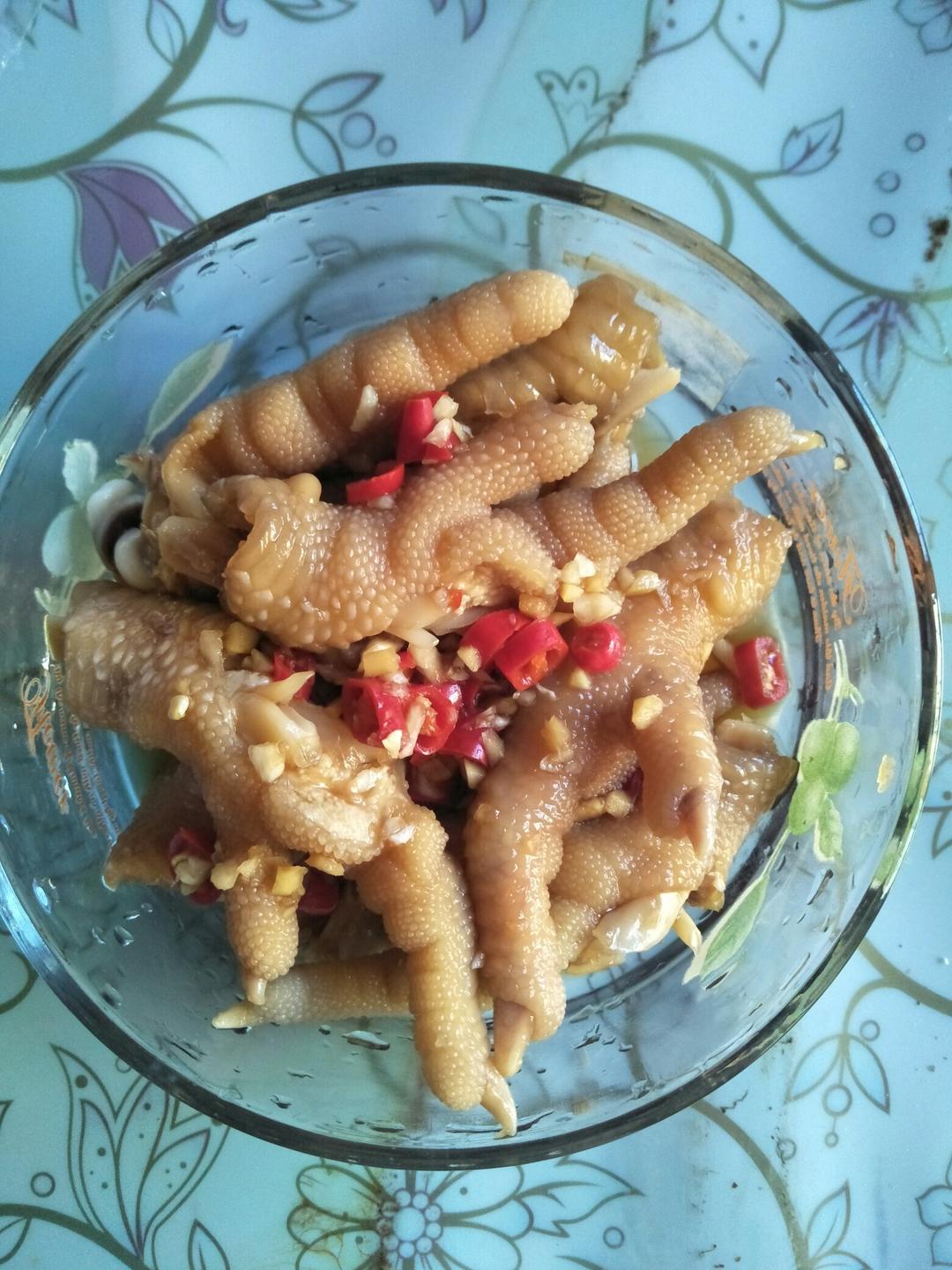 第二只猪做的香辣生抽泡鸡爪