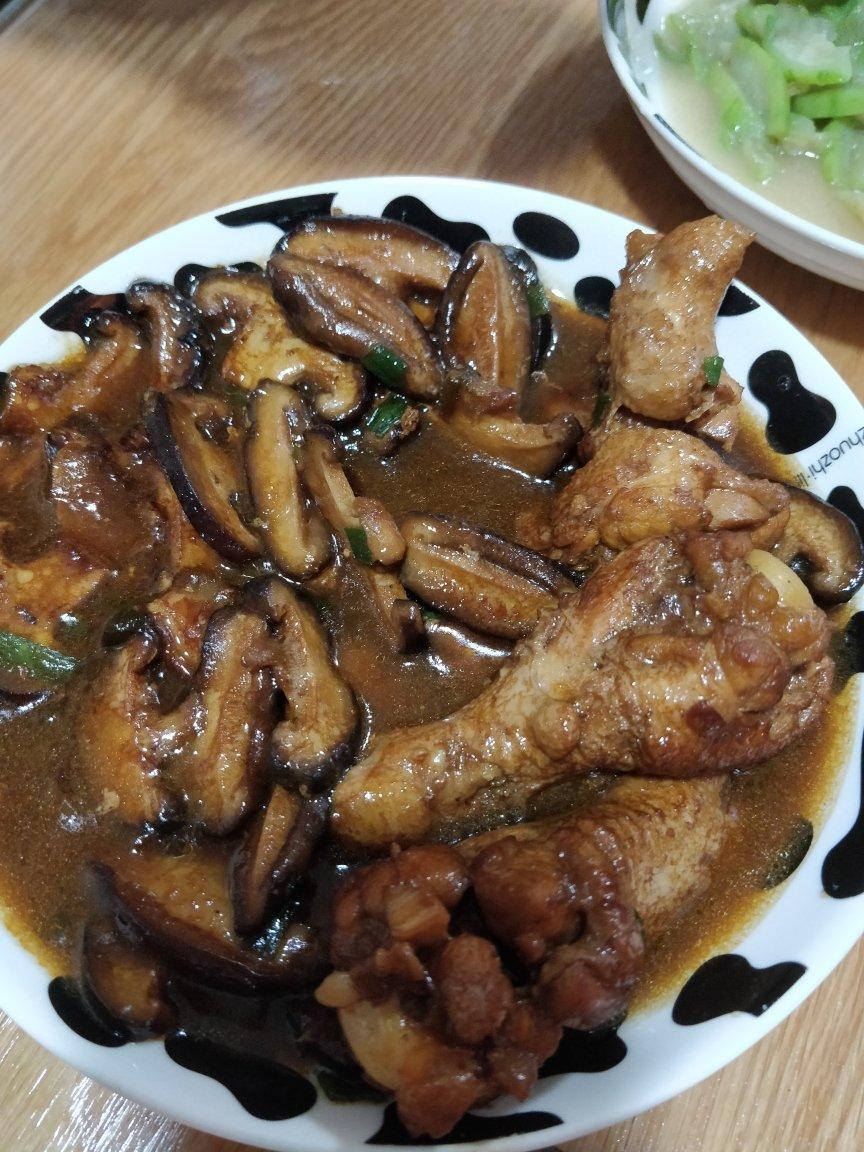 香菇鸡翅
