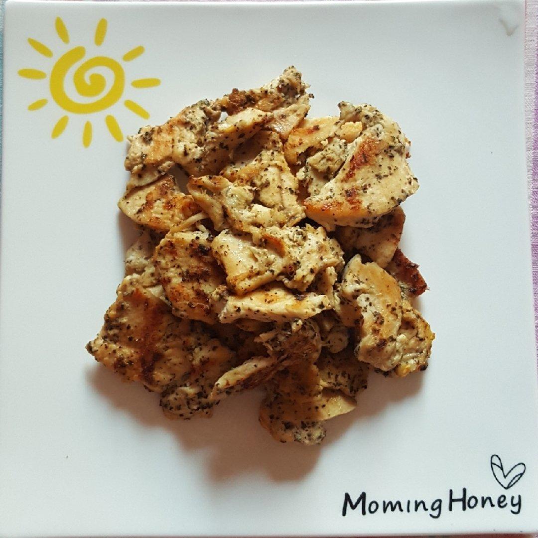 香煎鸡胸肉(蜂蜜蒜香)