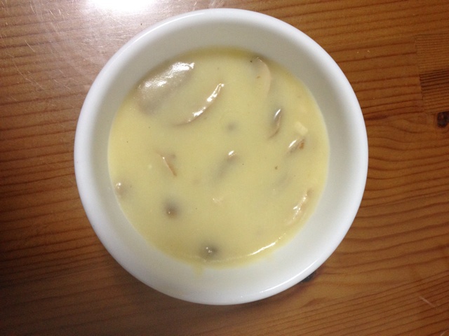 奶油蘑菇鸡茸汤