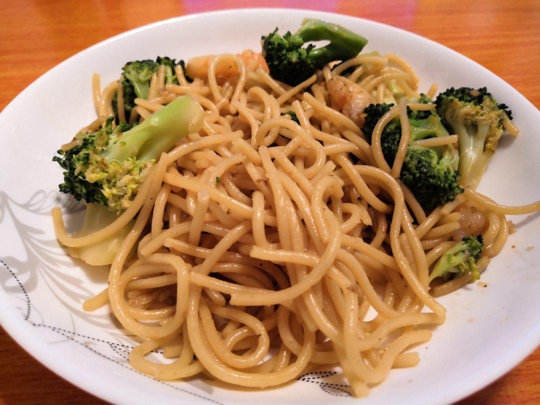 减脂|美味又低脂的虾油虾仁意大利面