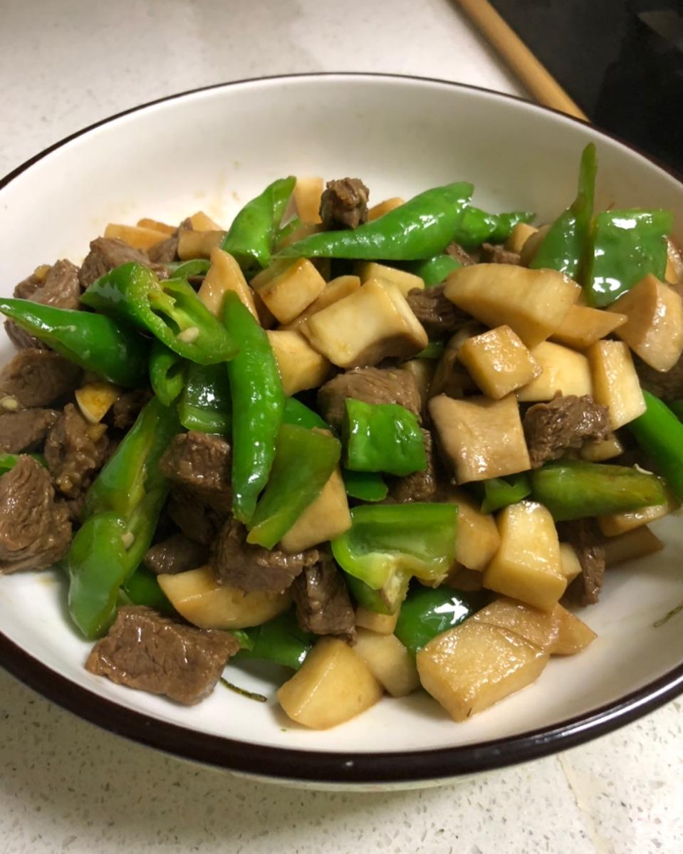 黑椒杏鲍菇牛肉粒