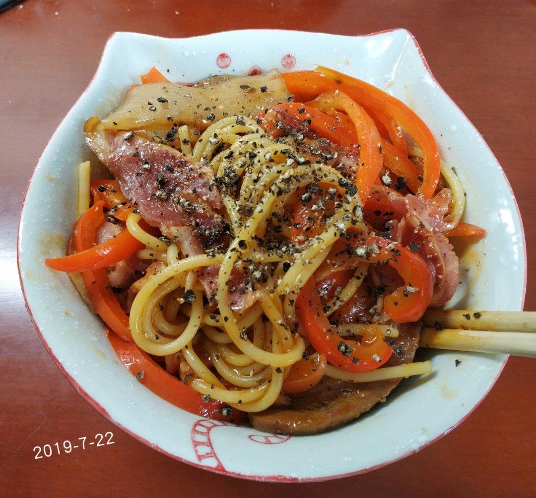 培根番茄意大利面