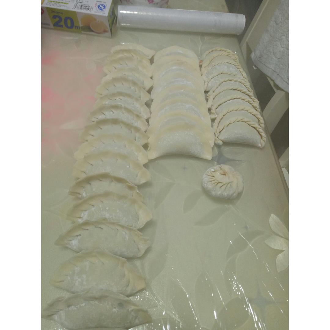 小笼包、锅贴饺、肉皮冻制做全过程原创独家超详细版