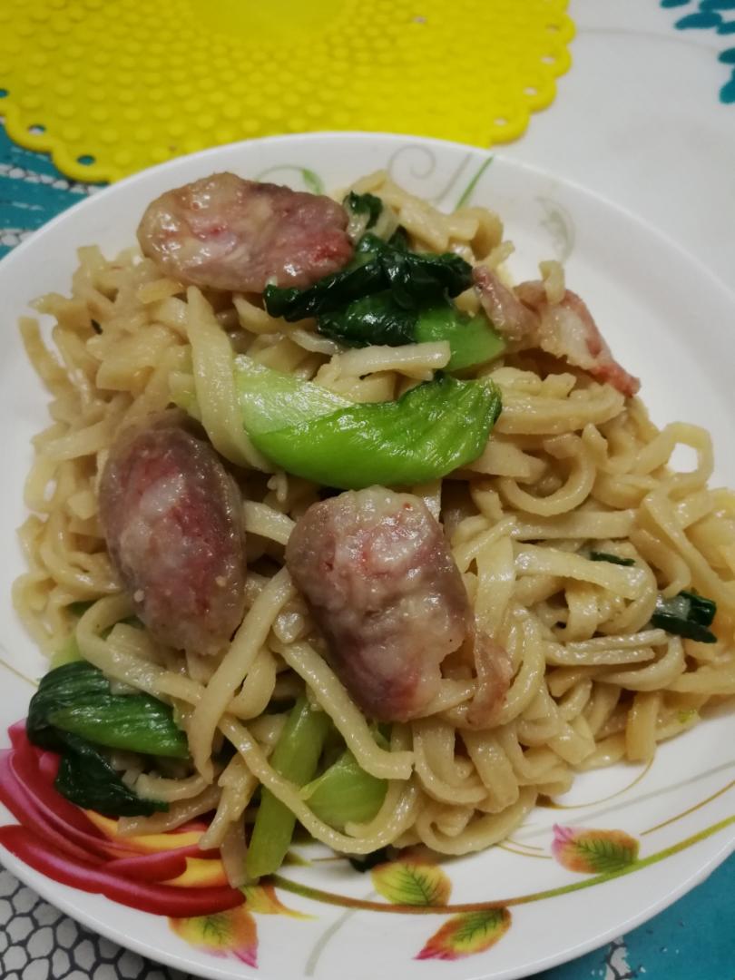 腊肠炒豆丝