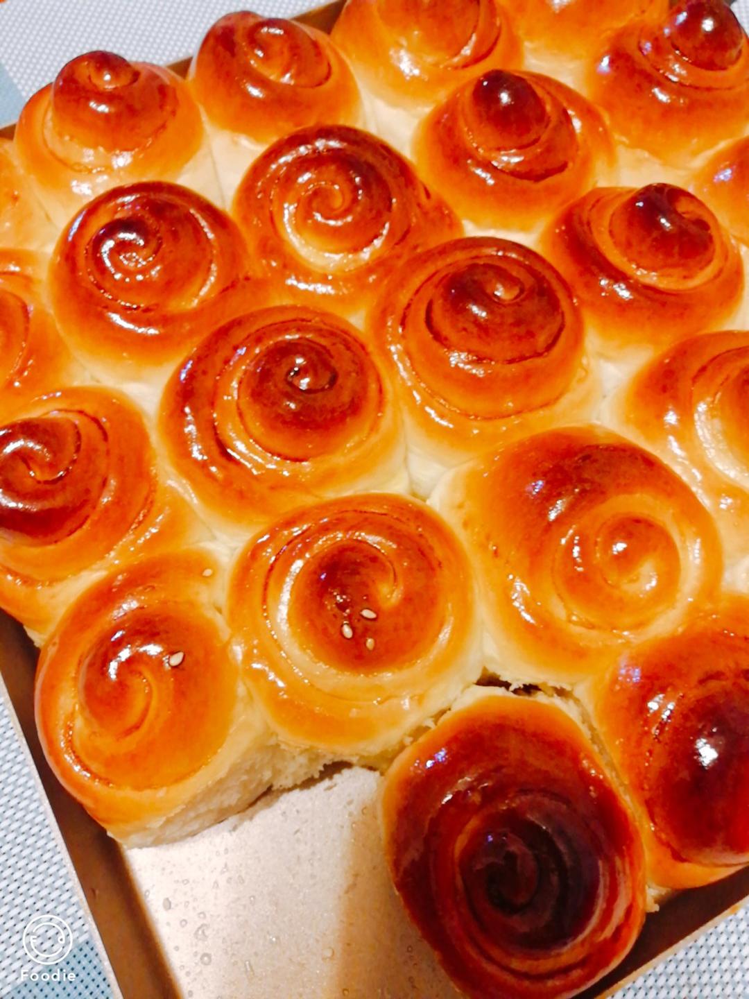 脆底蜂蜜小面包