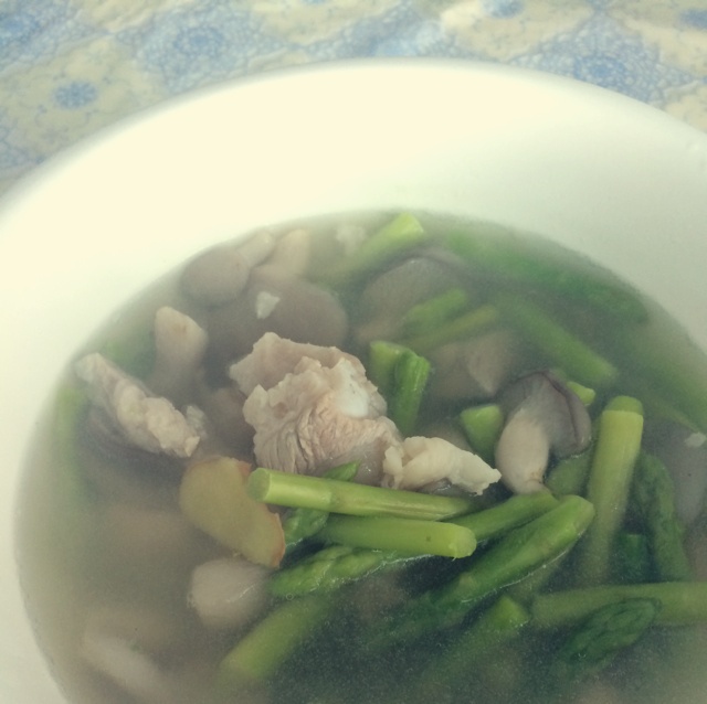 蘑菇芦笋肉末汤