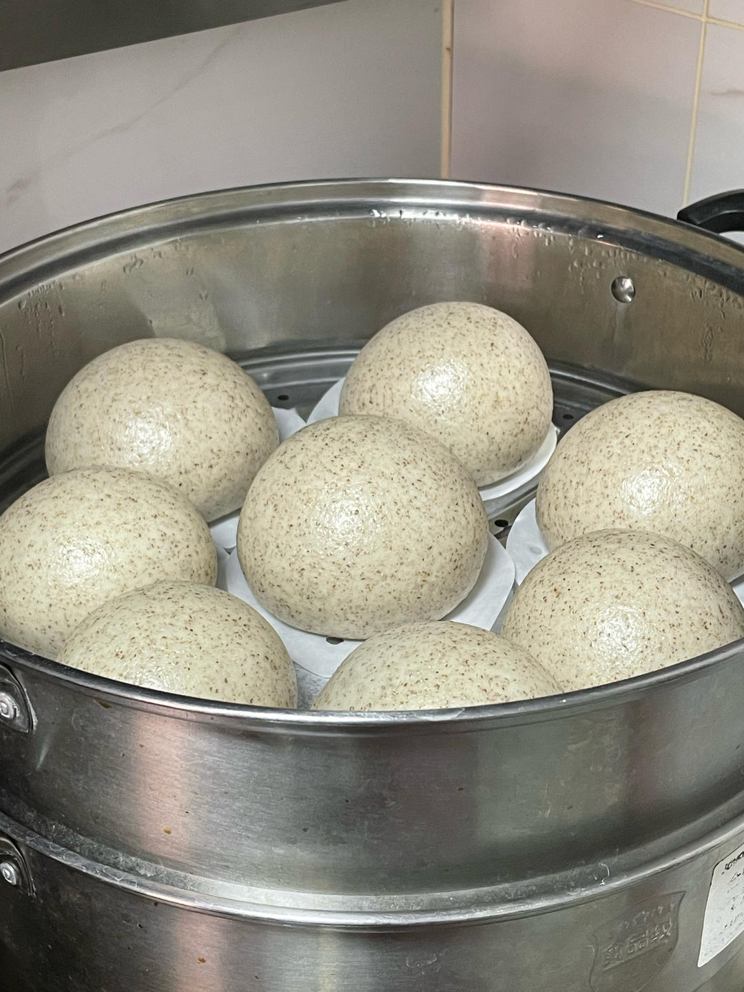 无油无糖松软的全麦馒头