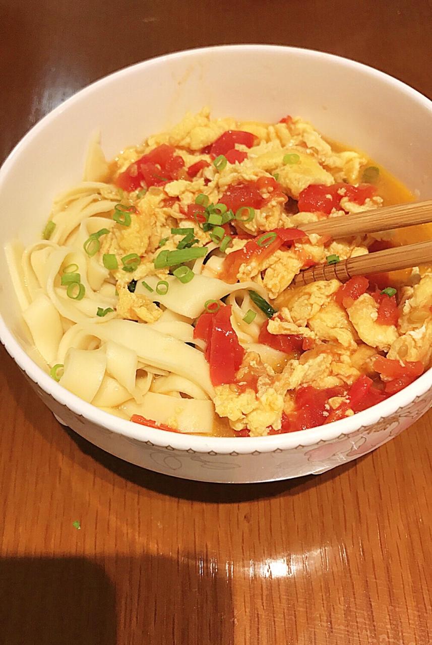 鸡蛋手擀面