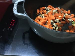 素菜咸饭一STAUB珐琅铸铁锅的做法 步骤3