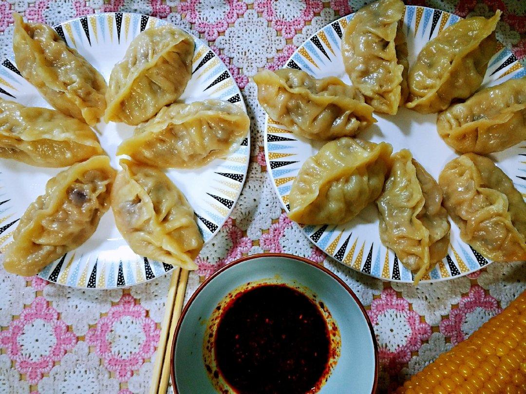 弯柳叶包子包法