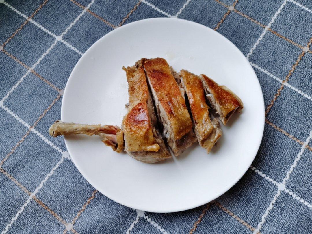 脆皮香酥鸭腿