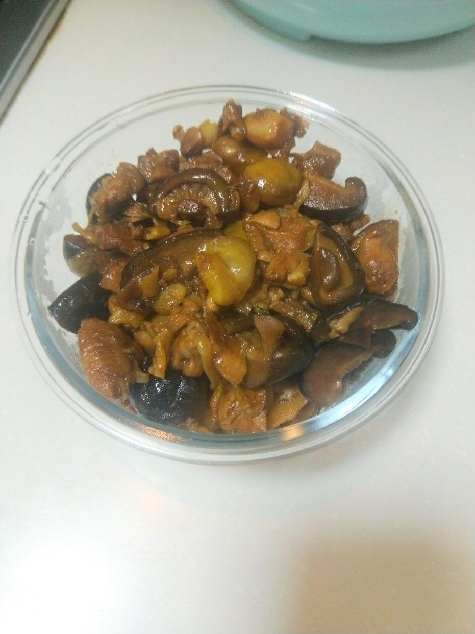 香菇板栗焖鸡