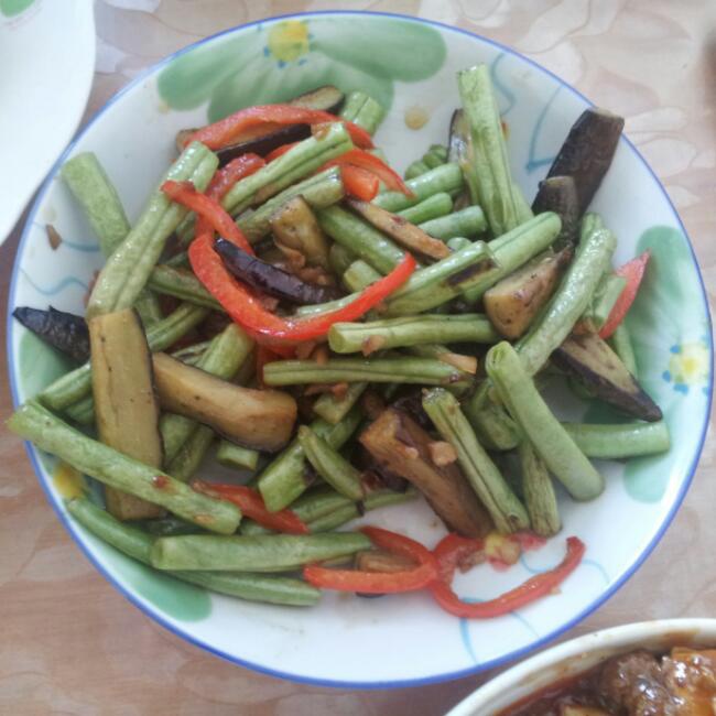茄子烧豆角