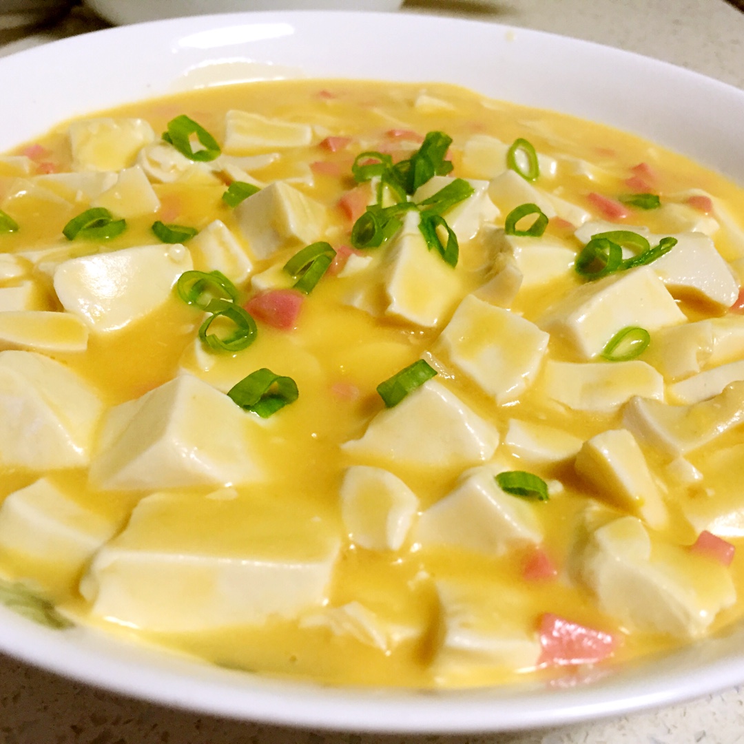 小女人_bn29做的咸蛋烧豆腐～～孩子爱吃的下饭菜!