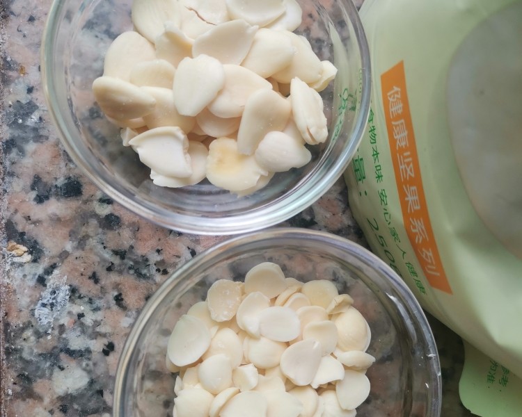 步骤图 清爽杏仁豆腐的做法 清爽杏仁豆腐的做法步骤 甜品 下厨房 步骤图 清爽杏仁豆腐的做法 清爽杏仁豆腐的做法步骤 甜品 下厨房