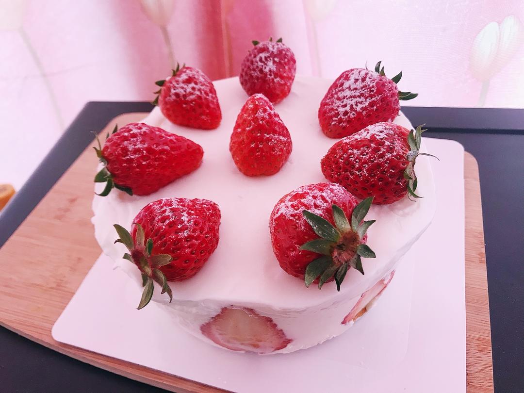 【视频】草莓慕斯蛋糕～抓住草莓季的尾巴