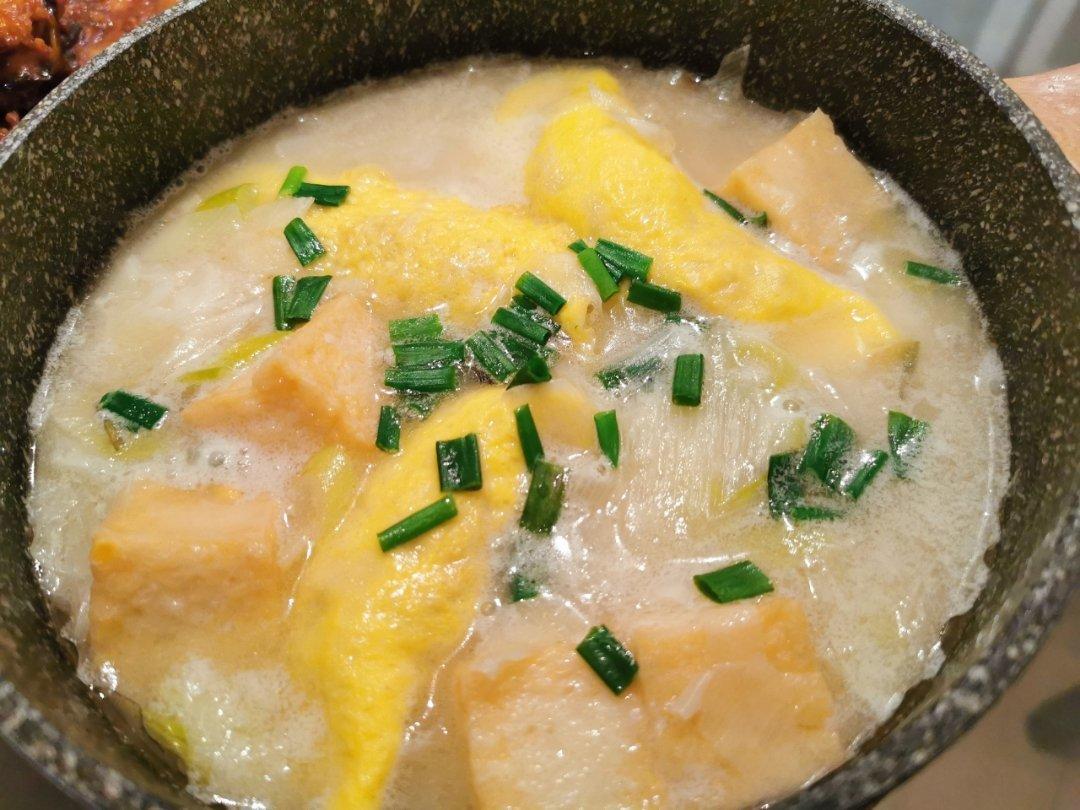 蛋饺什锦汤