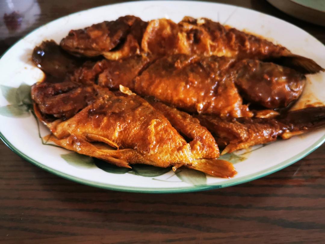 红烧鲈鱼