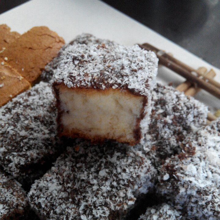 澳洲莱明顿蛋糕 Lamington