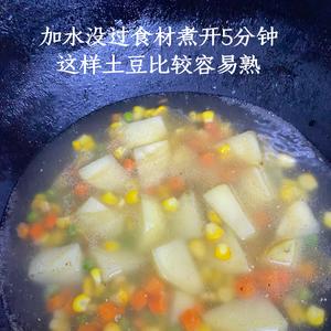 咖喱土豆蔬菜粒的做法 步骤4