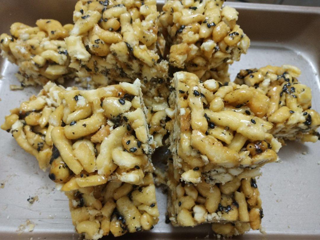 黑芝麻鸡蛋沙琪玛 两个关键温度很重要 手把手教你一次成功