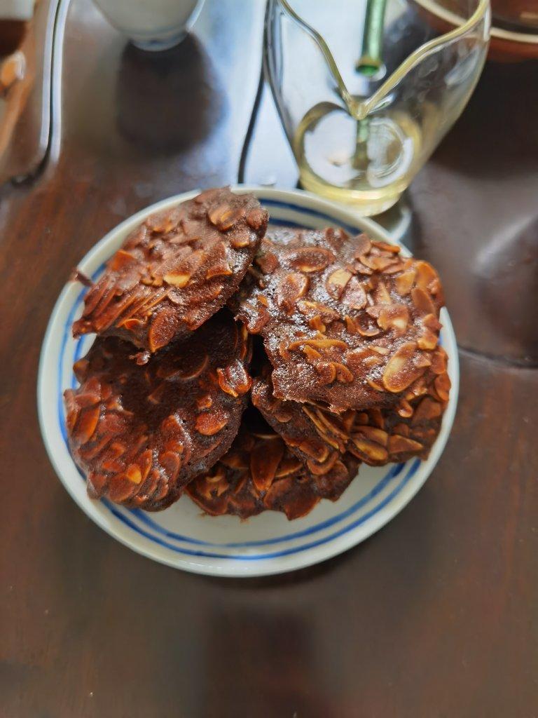 杏仁巧克力脆片